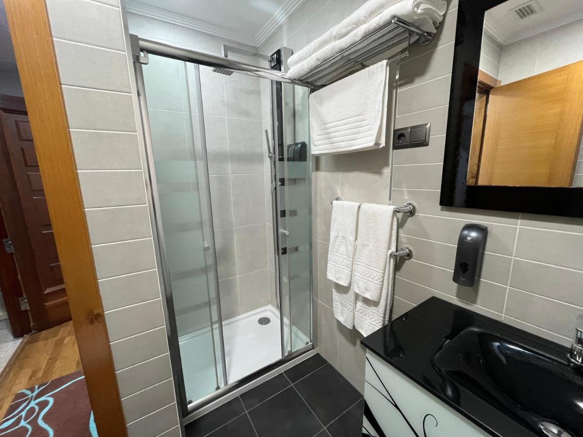 Apartamentos A Illa Redondela Buitenkant foto