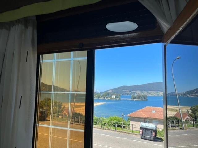 Apartamentos A Illa Redondela Buitenkant foto
